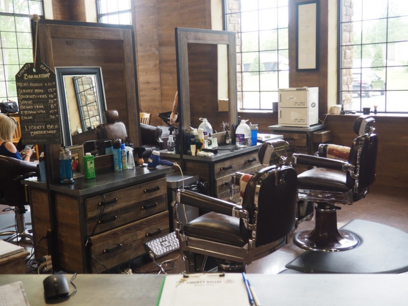 Huron Valley Guns - Barber Shop