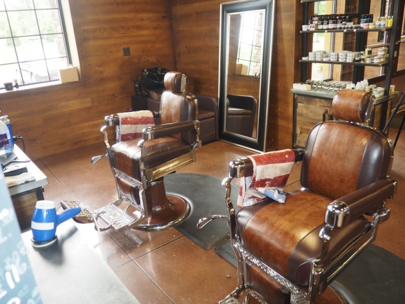 Huron Valley Guns - Barber Shop